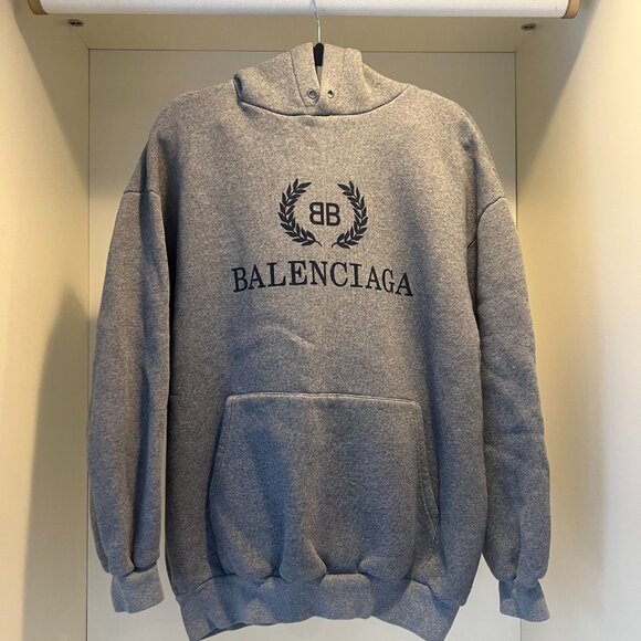 Balenciaga 2018 BB Crest Hoodie - Picture 2 of 3